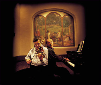 Pinchas Zukerman and his longtime collaborator, Marc Neikrug, rehearse in St. Francis Auditorium, 1998.